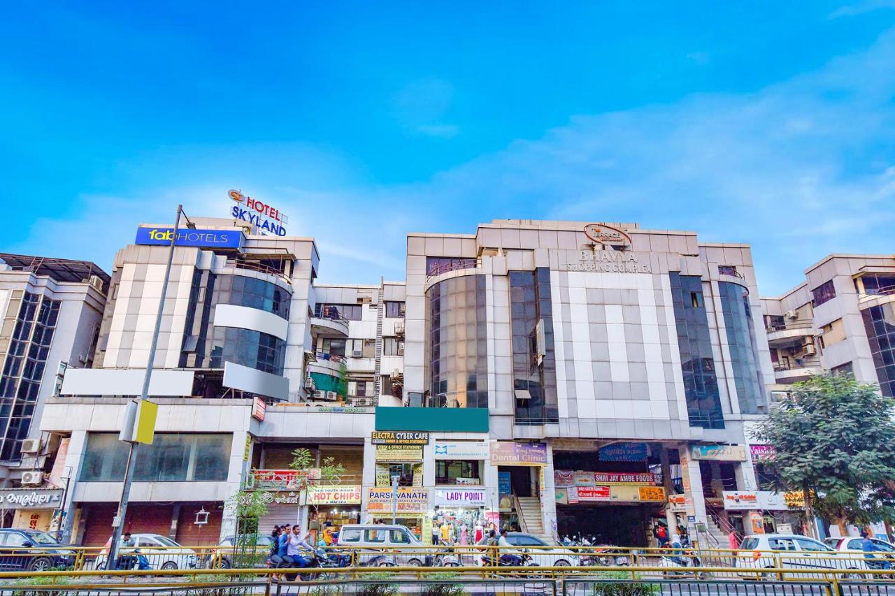 Fabhotel Skyland Ахмедабад Экстерьер фото