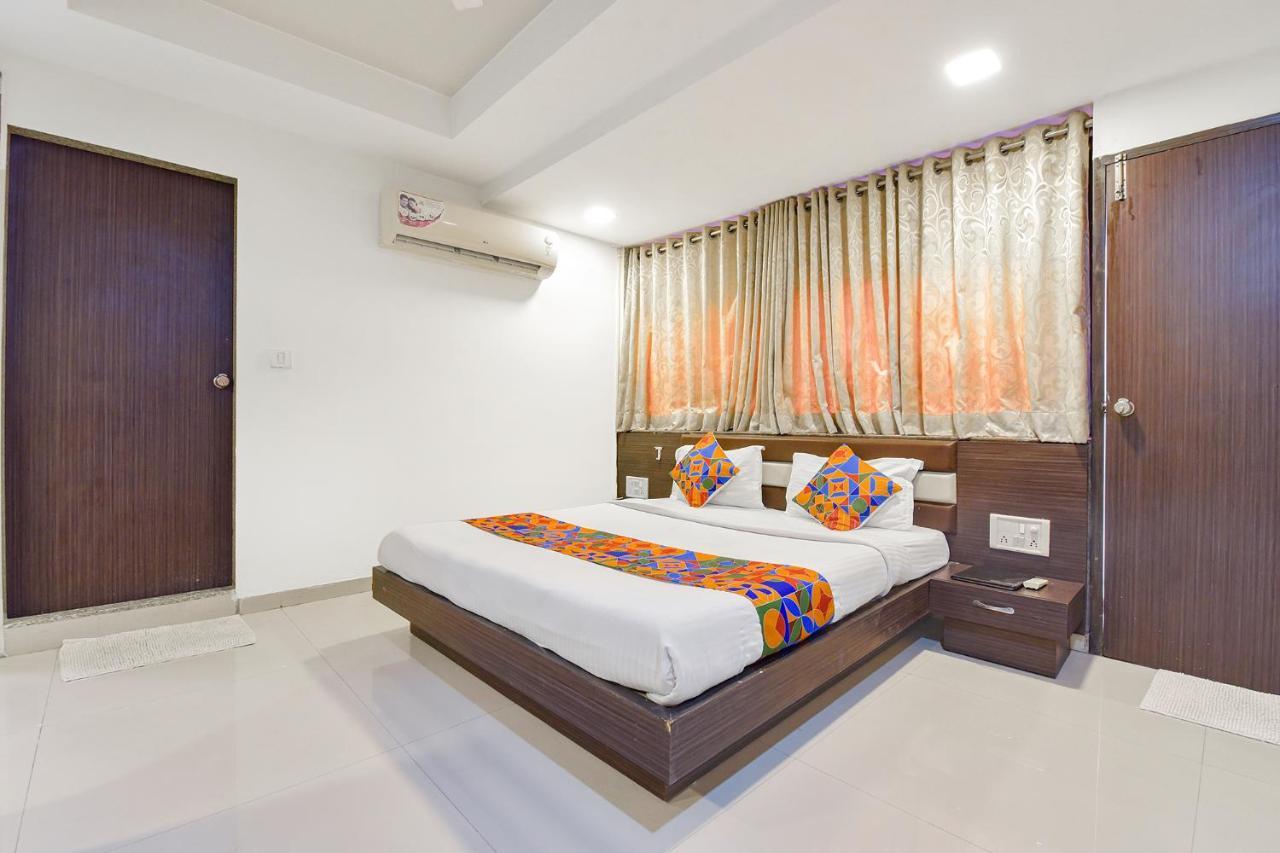 Fabhotel Skyland Ахмедабад Экстерьер фото